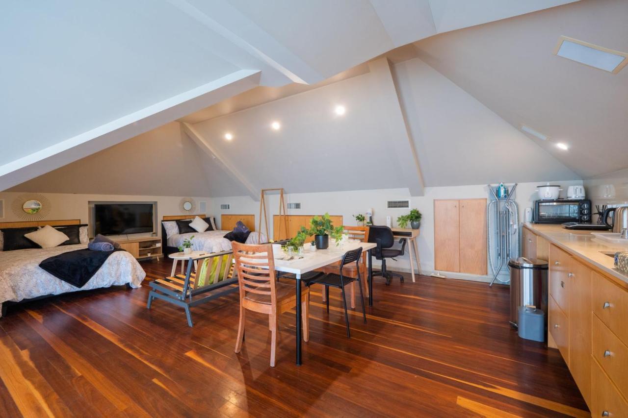 סידני Quiet Private Studio In Strathfield With Kitchenette And Private Bathroom 3Min To Station Sleeps 6 מראה חיצוני תמונה